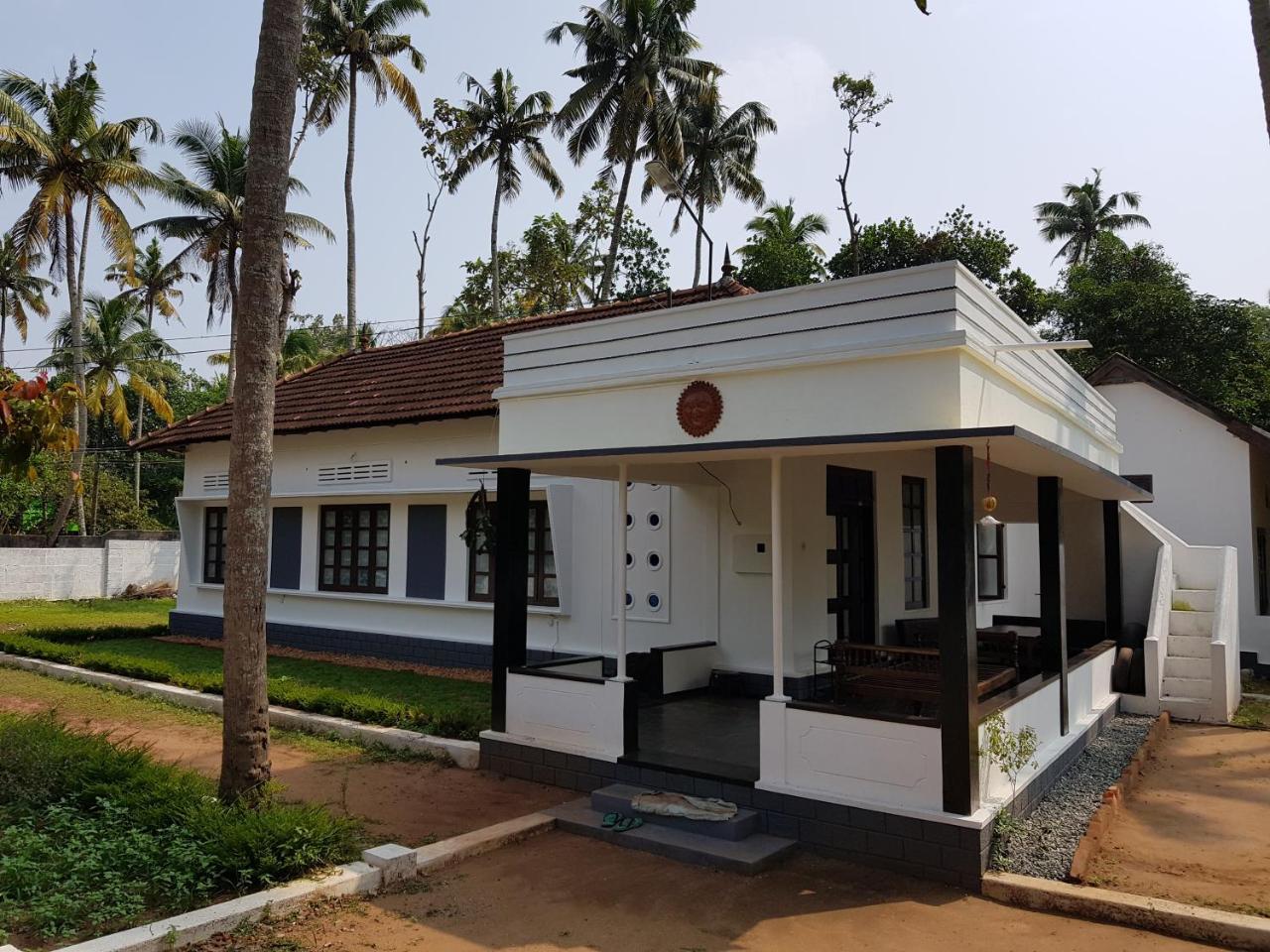 Piggy Hostel Varkala Dış mekan fotoğraf