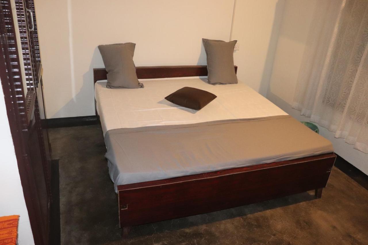Piggy Hostel Varkala Dış mekan fotoğraf